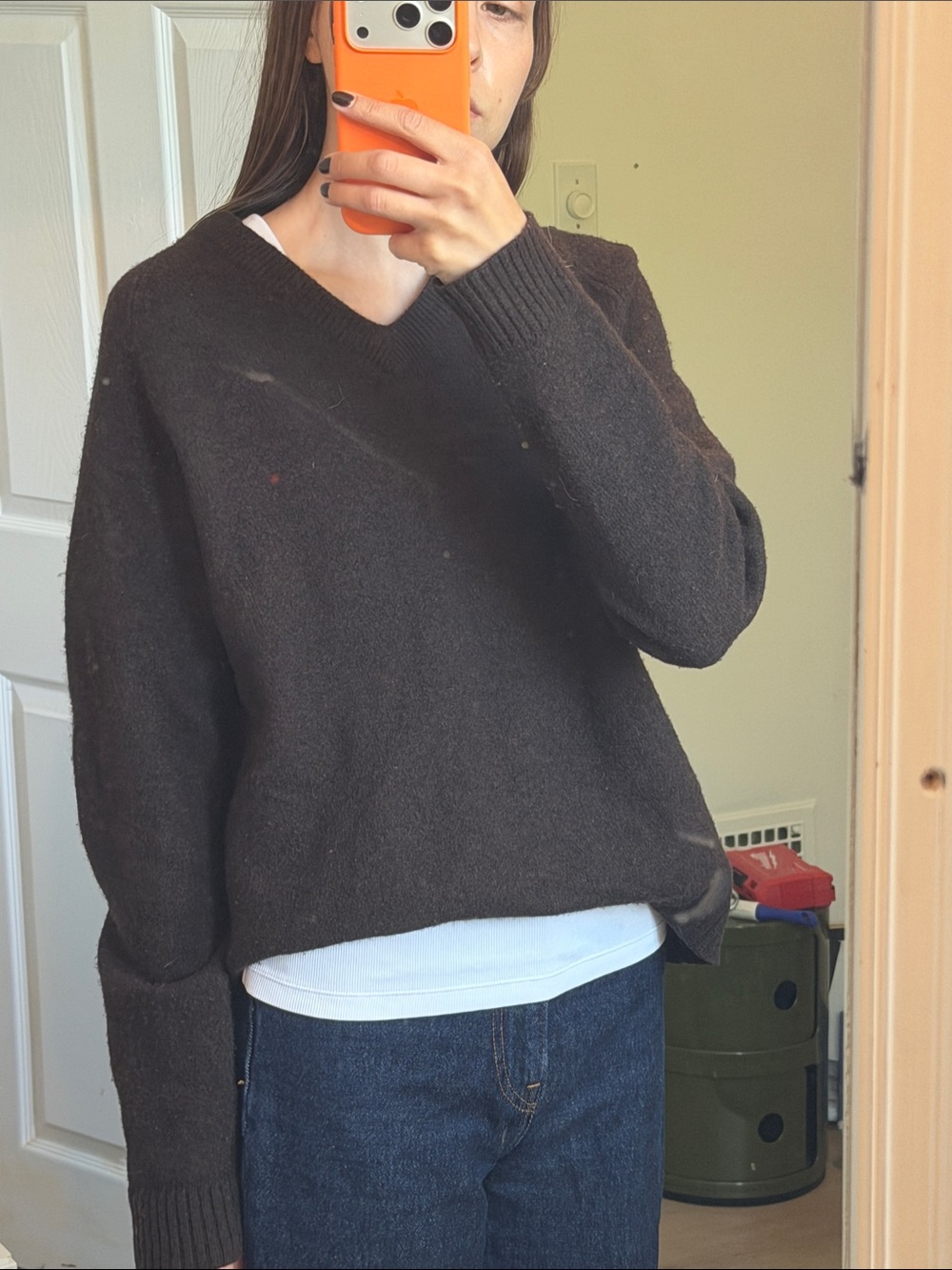 *FINAL PRICE* Simons Men's V-Neck Brown Sweater